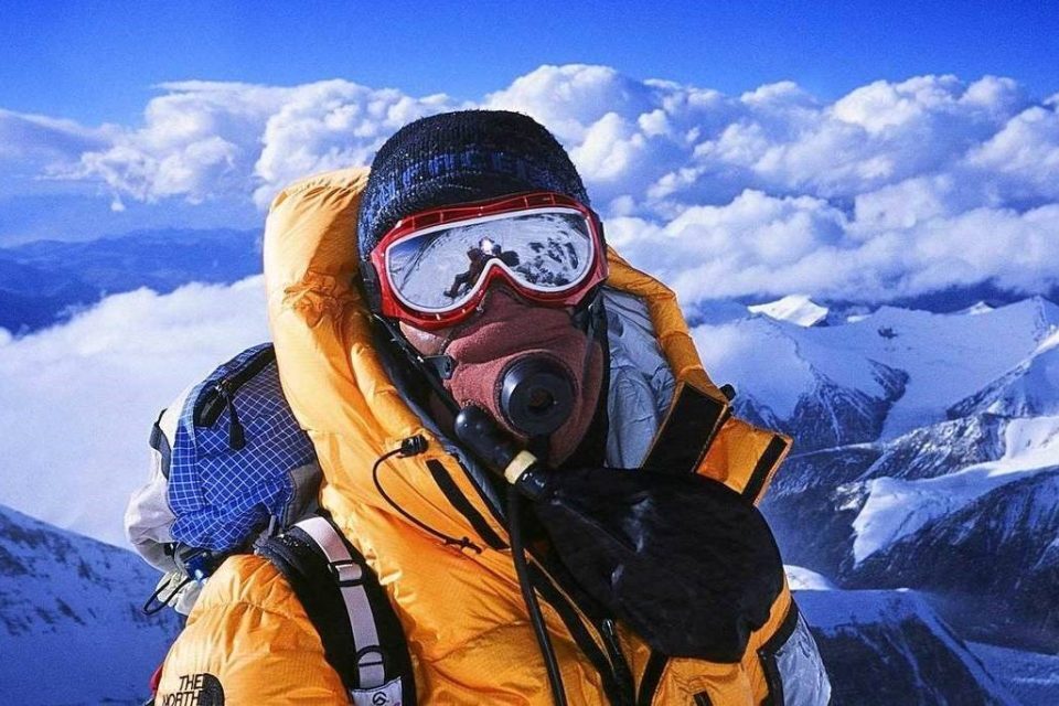 خرید بهترین عینک کوهنوردی: ویژگی های عینک آفتابی مناسب کوه